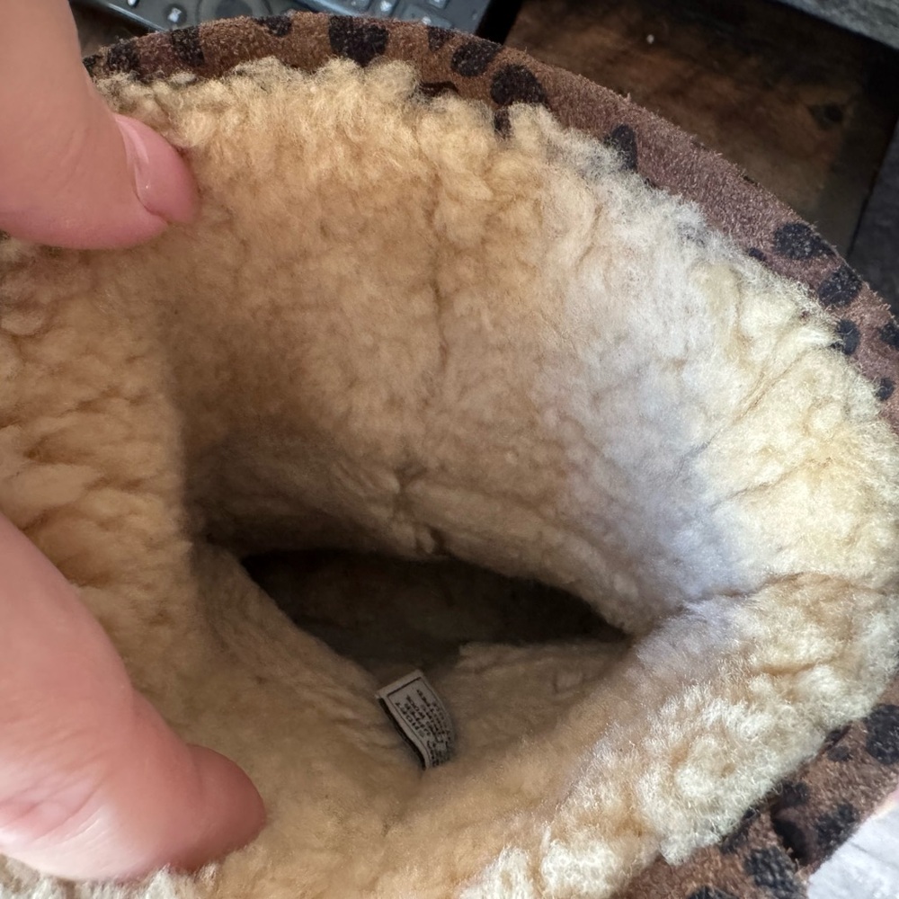 BearPaw Leopard Print Winter Boots - Picture 7 of 7
